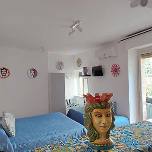 Al Teatro Antico & House Apartment Taormina